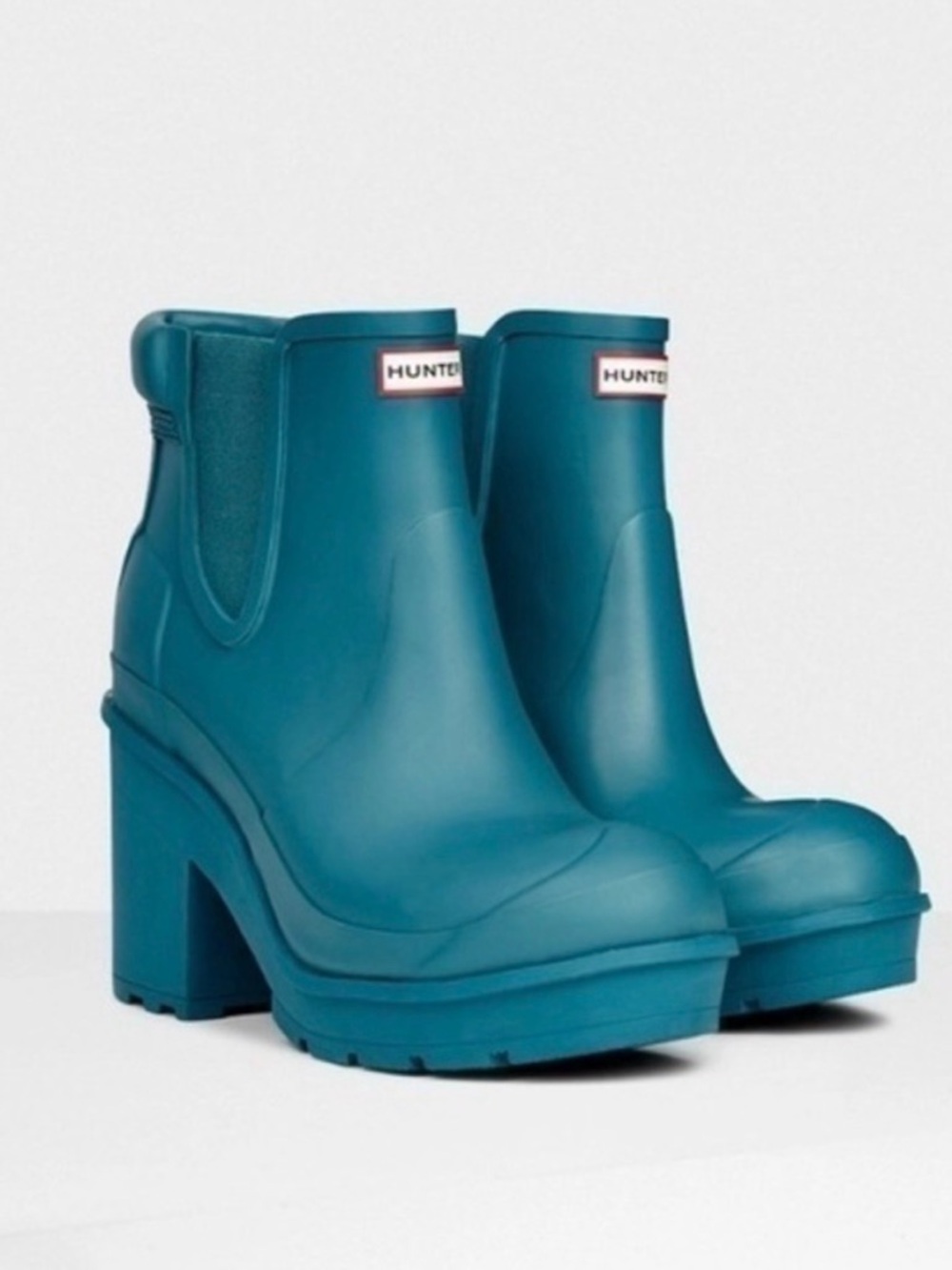 ✨ NEW✨ Hunter | Block Heel in Teal (6) Chelsea Boots